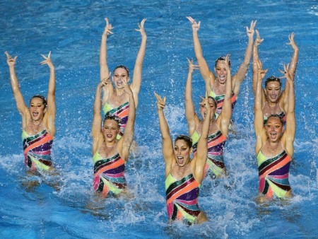 THIS IS SYNCHRONIZED SWIMMING